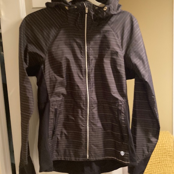 Athleta Jackets & Blazers - Athleta run wind breaker